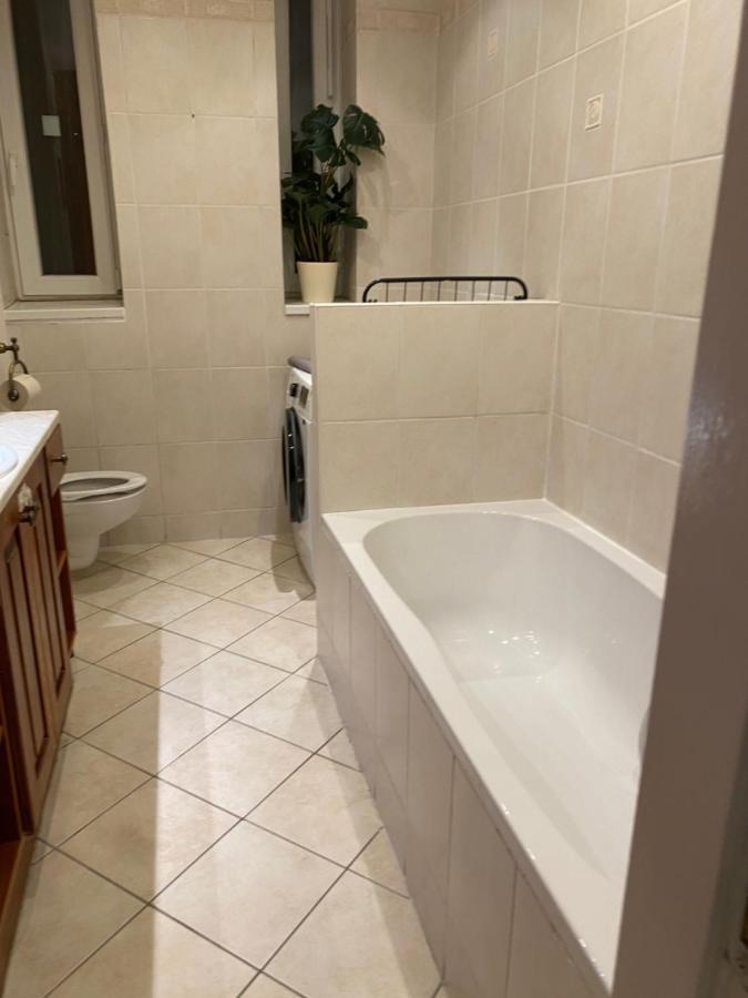 Jungle Story Apartment By Millenaris Park With Free Parking Будапеща Екстериор снимка